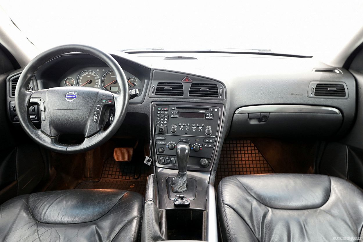 Volvo XC70 | 4
