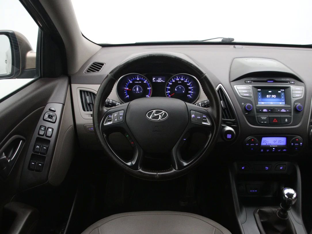 Hyundai ix35 | 16