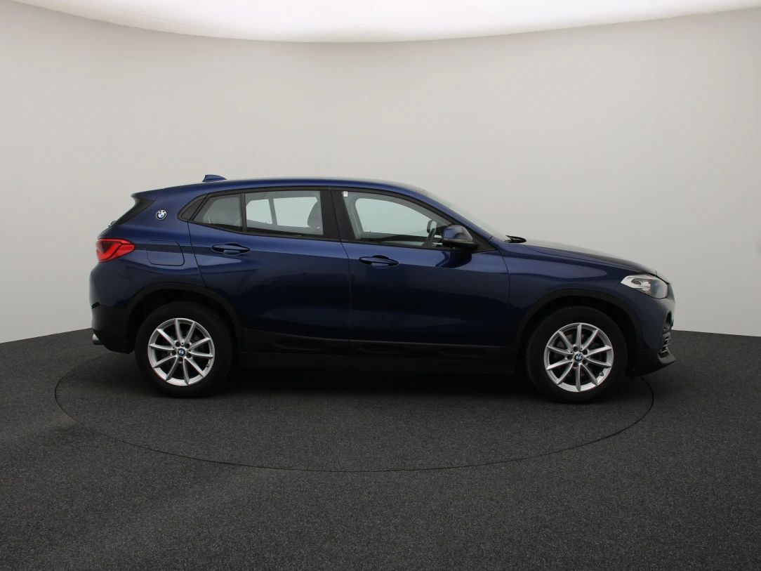 BMW X2 | 8