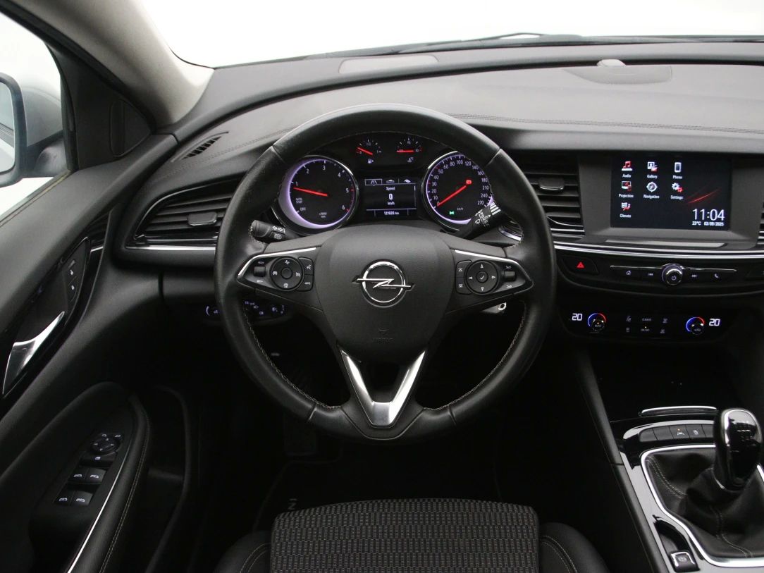 Opel Insignia | 16