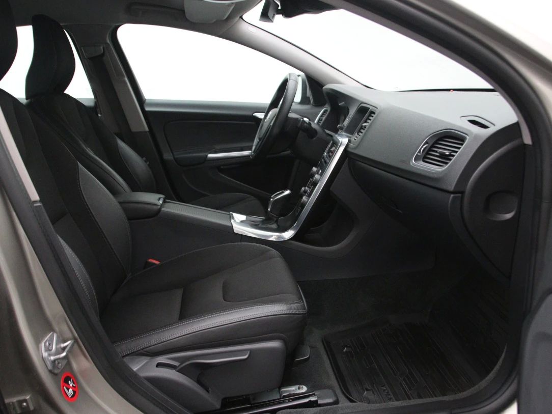 Volvo S60 | 13
