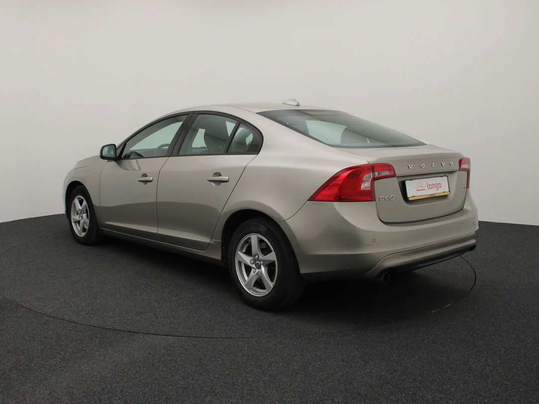 Volvo S60 | 6
