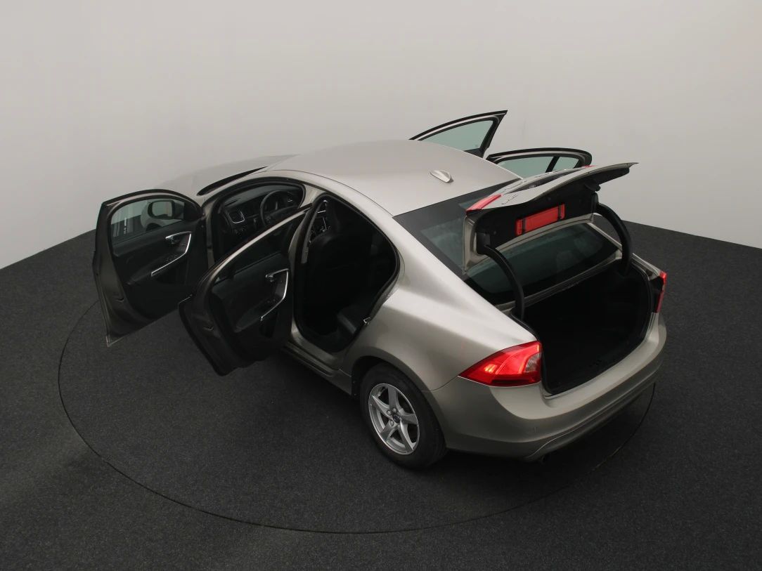 Volvo S60 | 12
