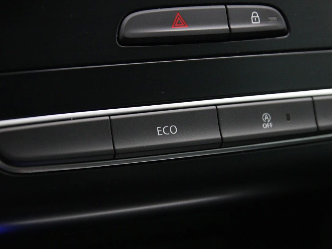 Renault Megane | 26
