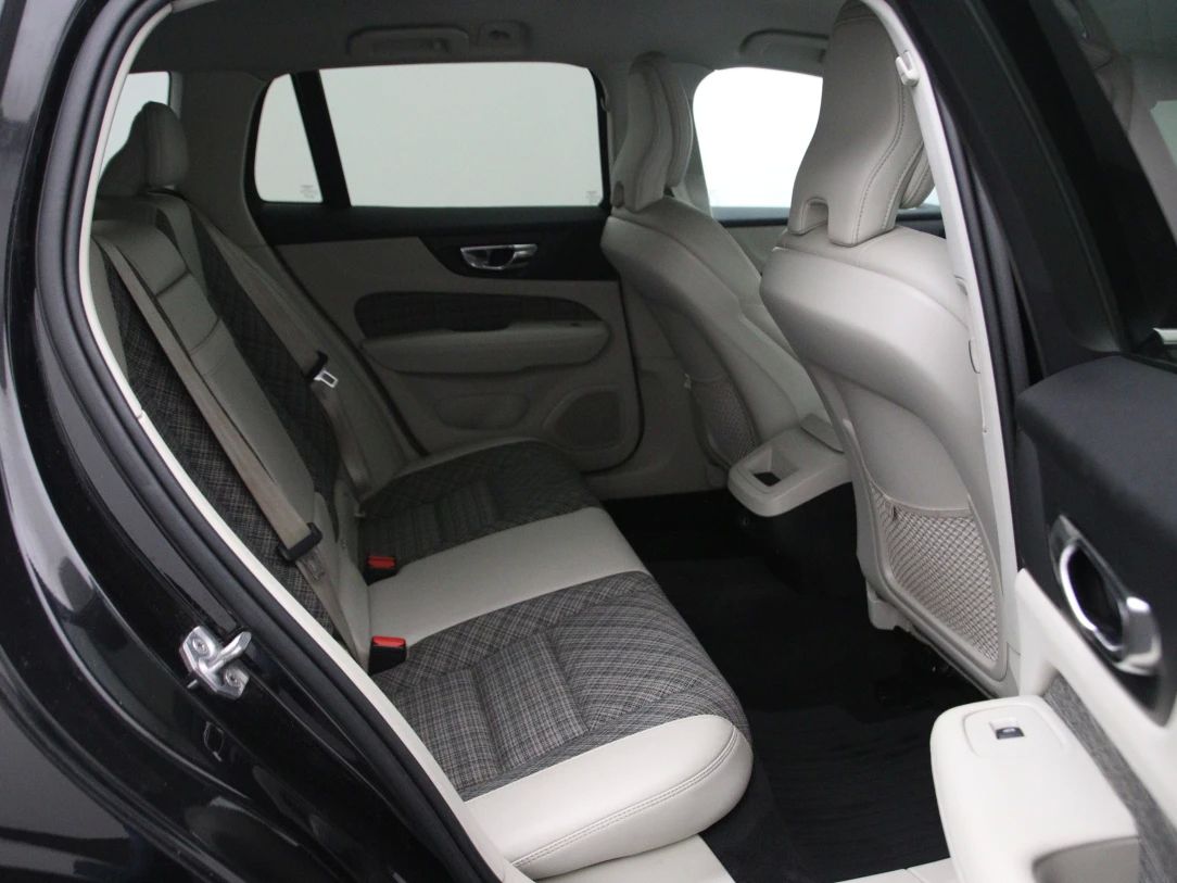 Volvo V60 | 14