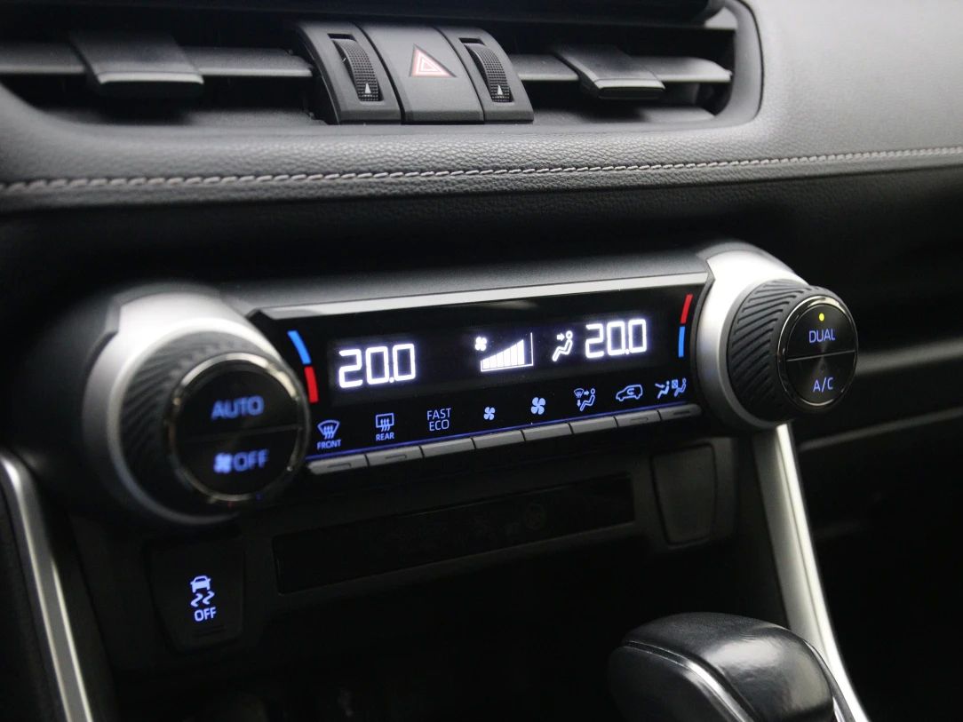 Toyota RAV4 | 19