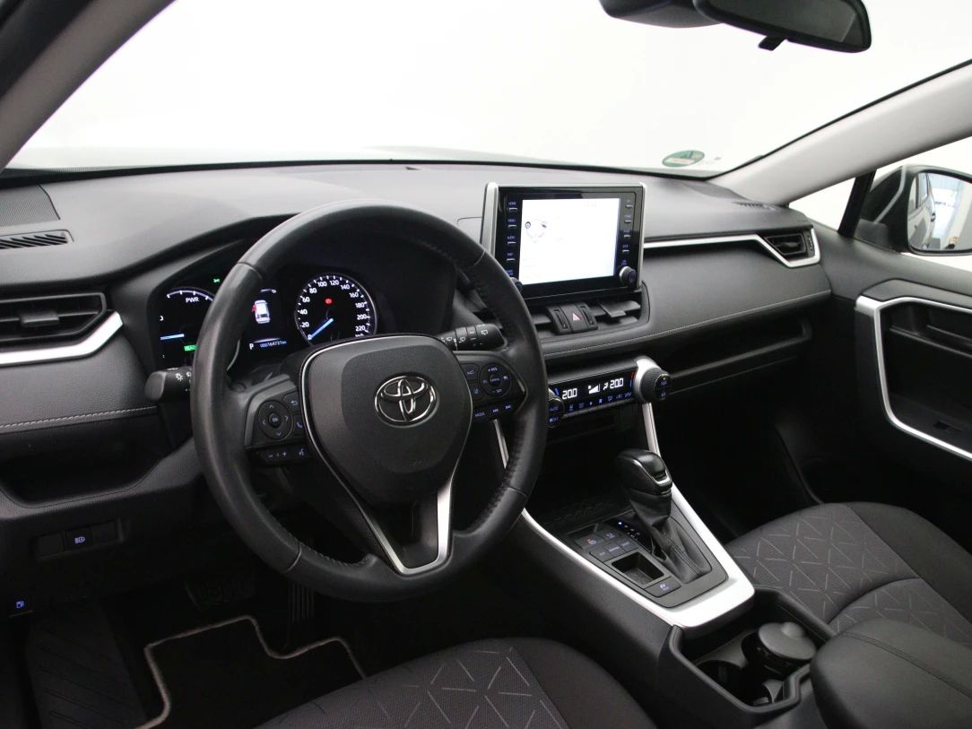 Toyota RAV4 | 15