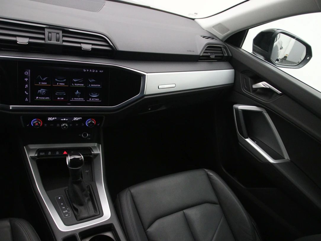 Audi Q3 | 20