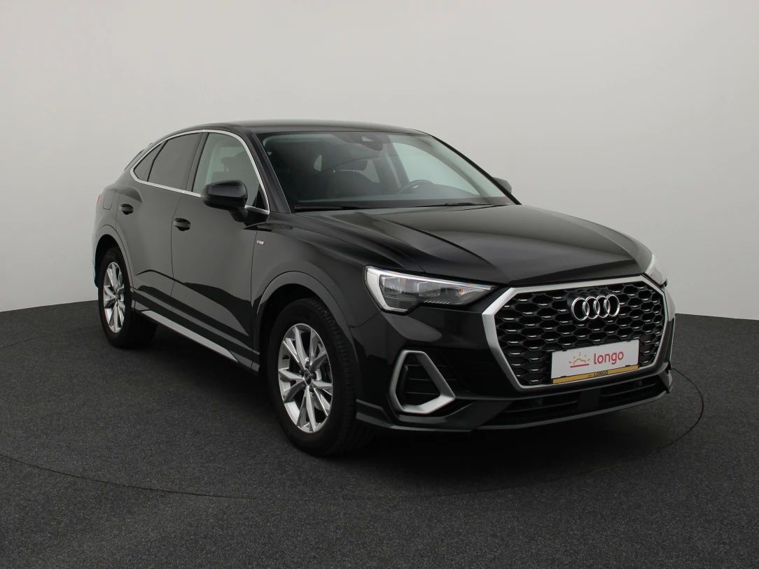 Audi Q3 | 9