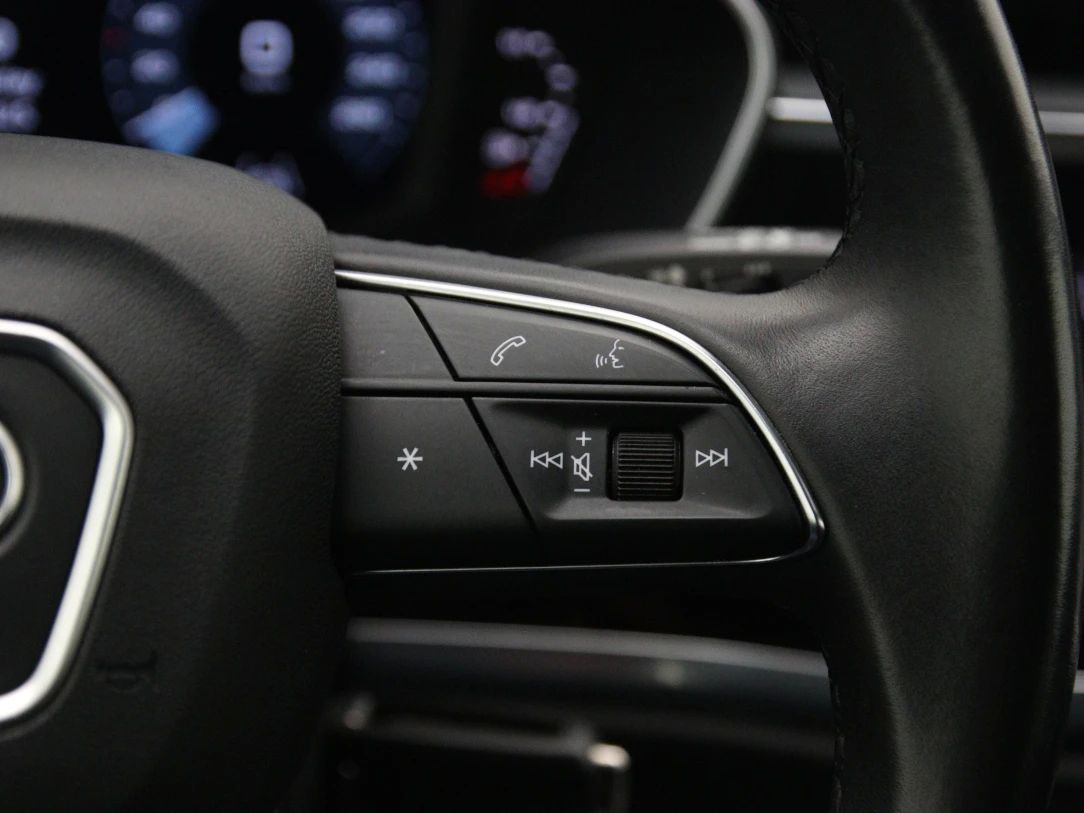 Audi Q3 | 35
