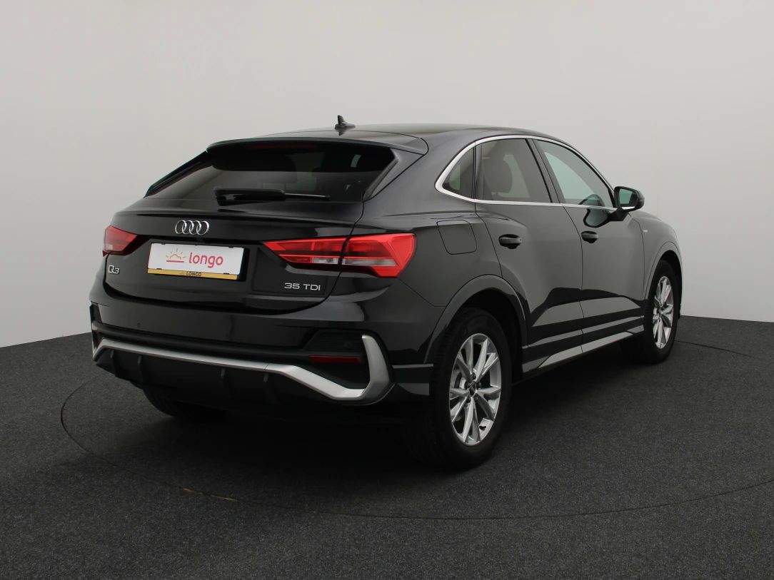 Audi Q3 | 7