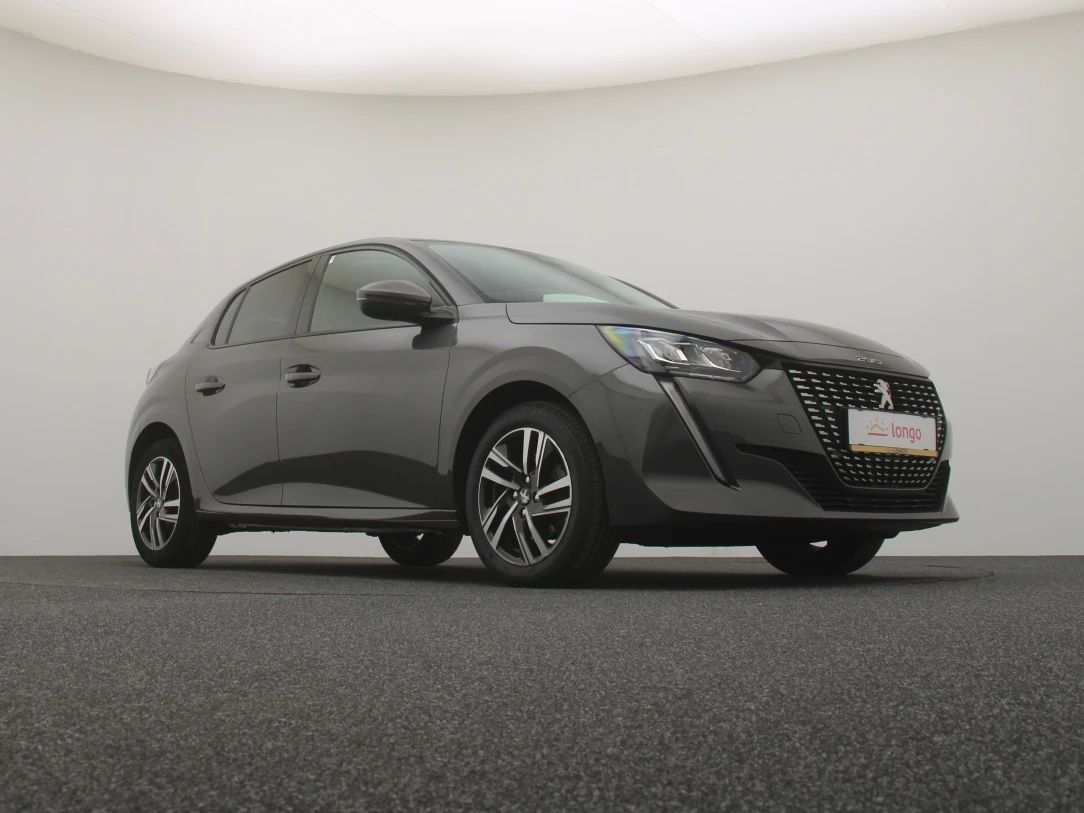 Peugeot 208 | 10