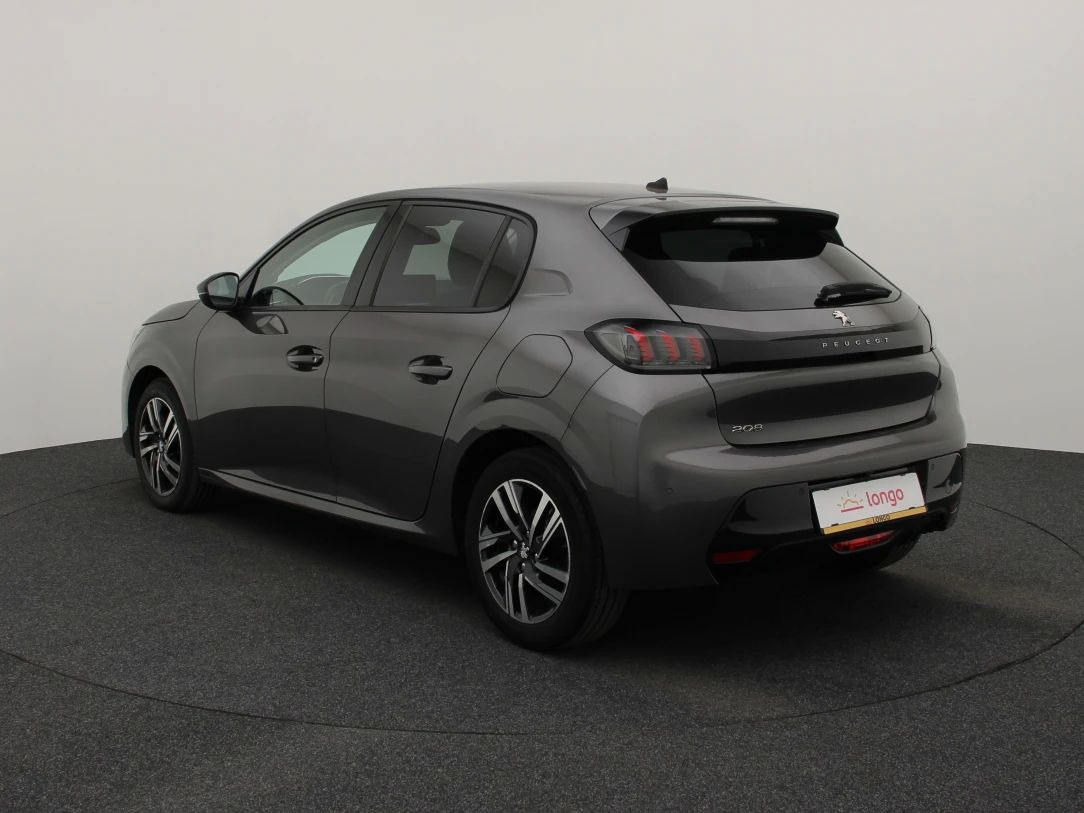 Peugeot 208 | 6