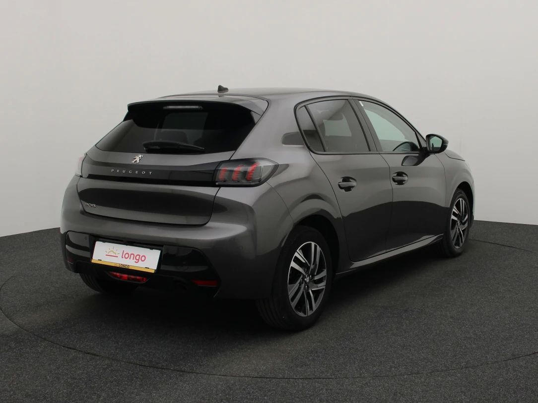 Peugeot 208 | 7