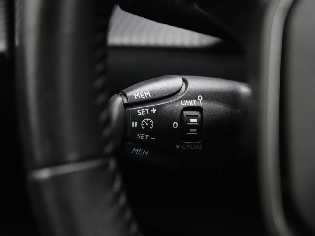 Peugeot 208 | 31