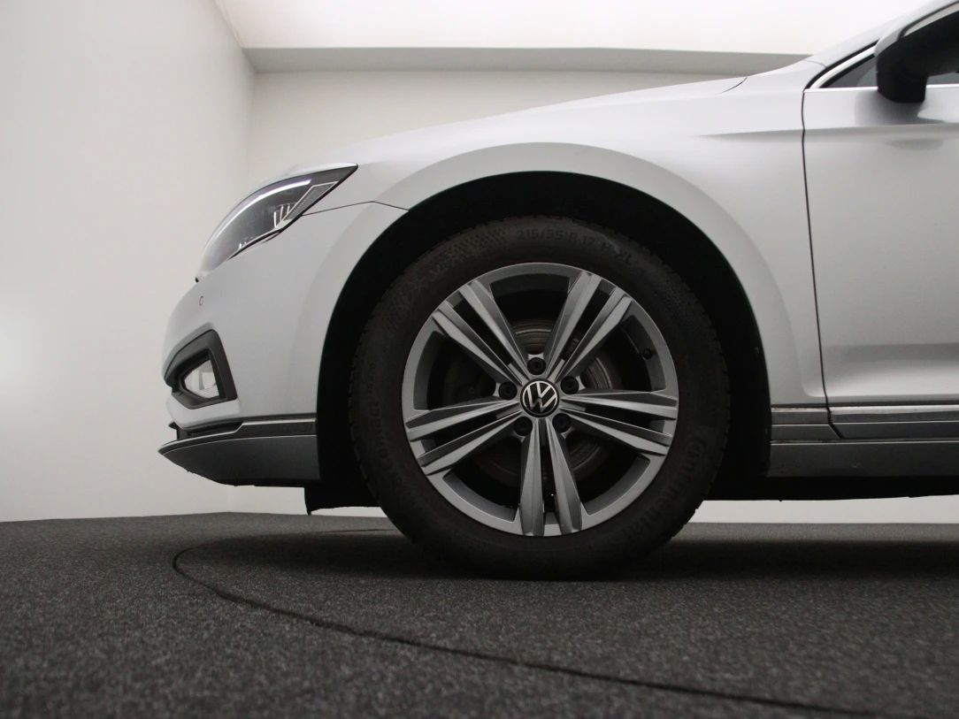 Volkswagen Passat | 27