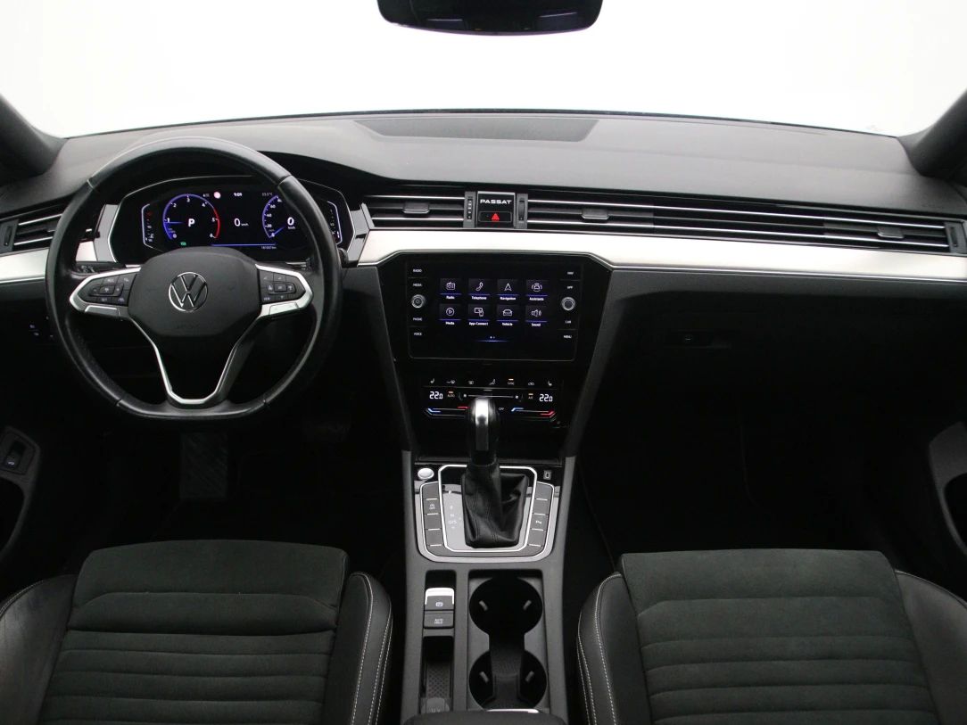 Volkswagen Passat | 1