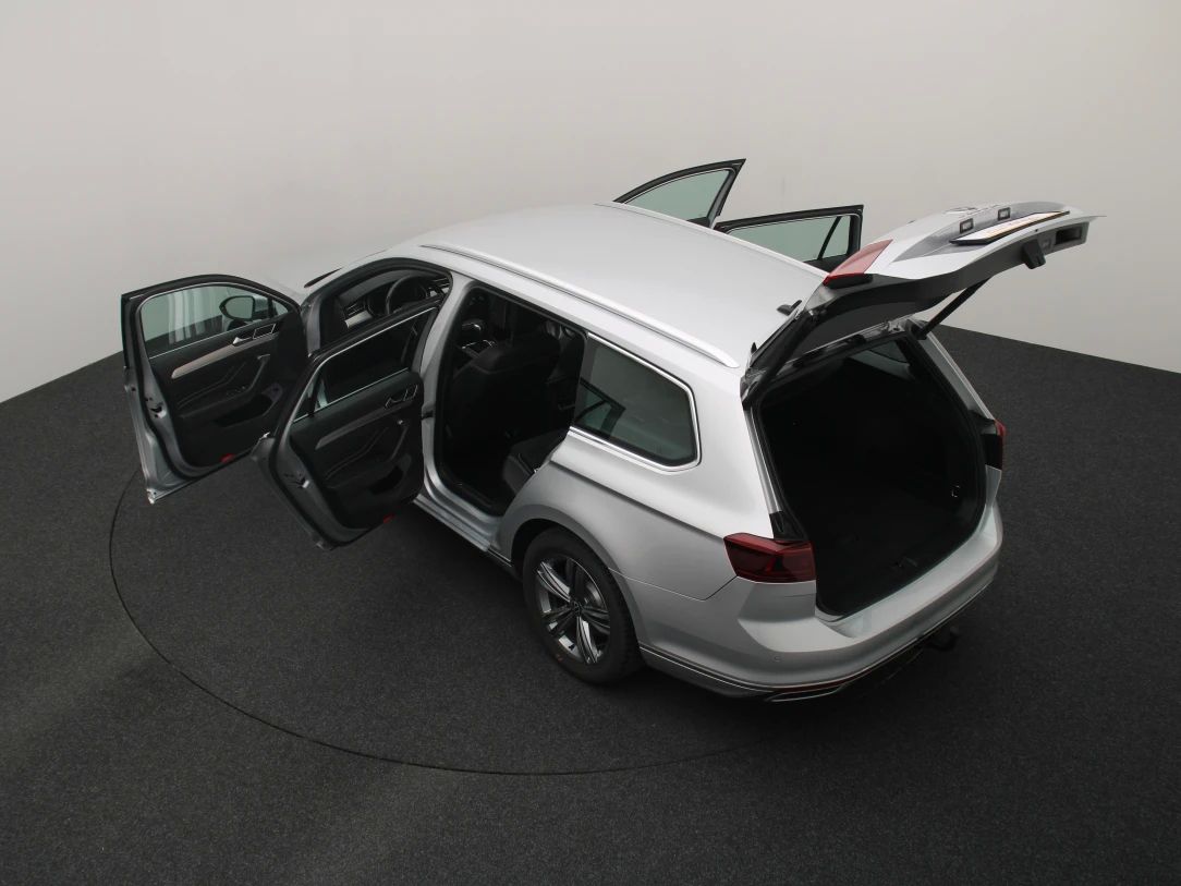 Volkswagen Passat | 12