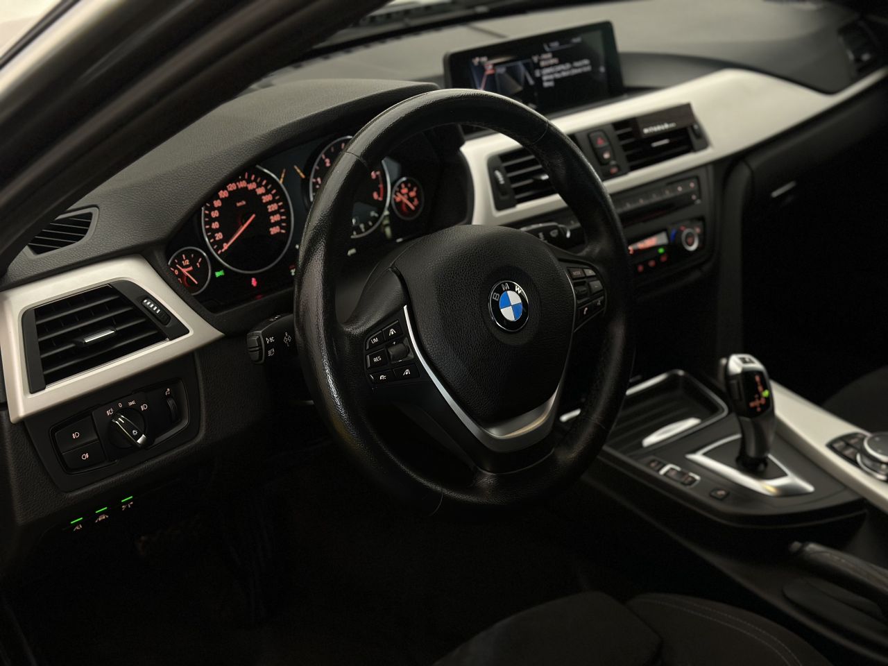 BMW 320 | 7