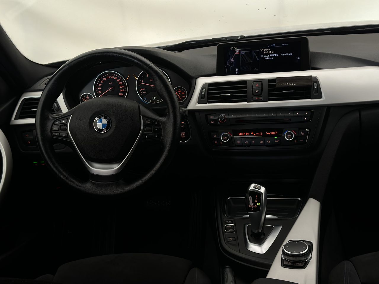 BMW 320 | 15