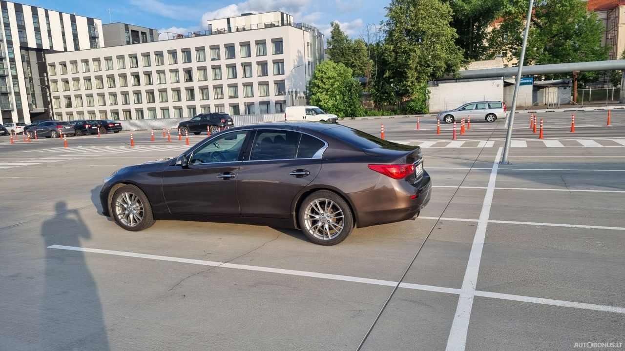 Infiniti Q50, 2.2 l., saloon
