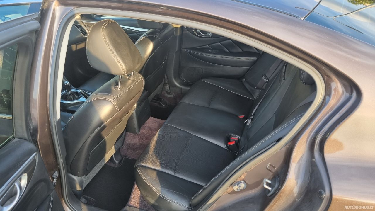 Infiniti Q50 | 9