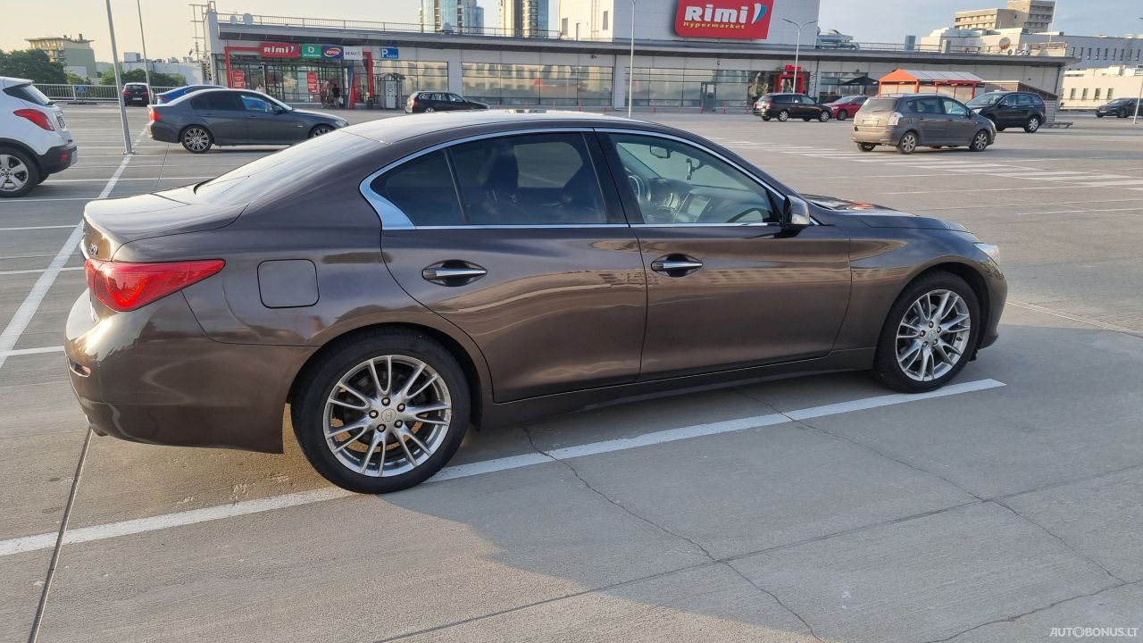 Infiniti Q50 | 4