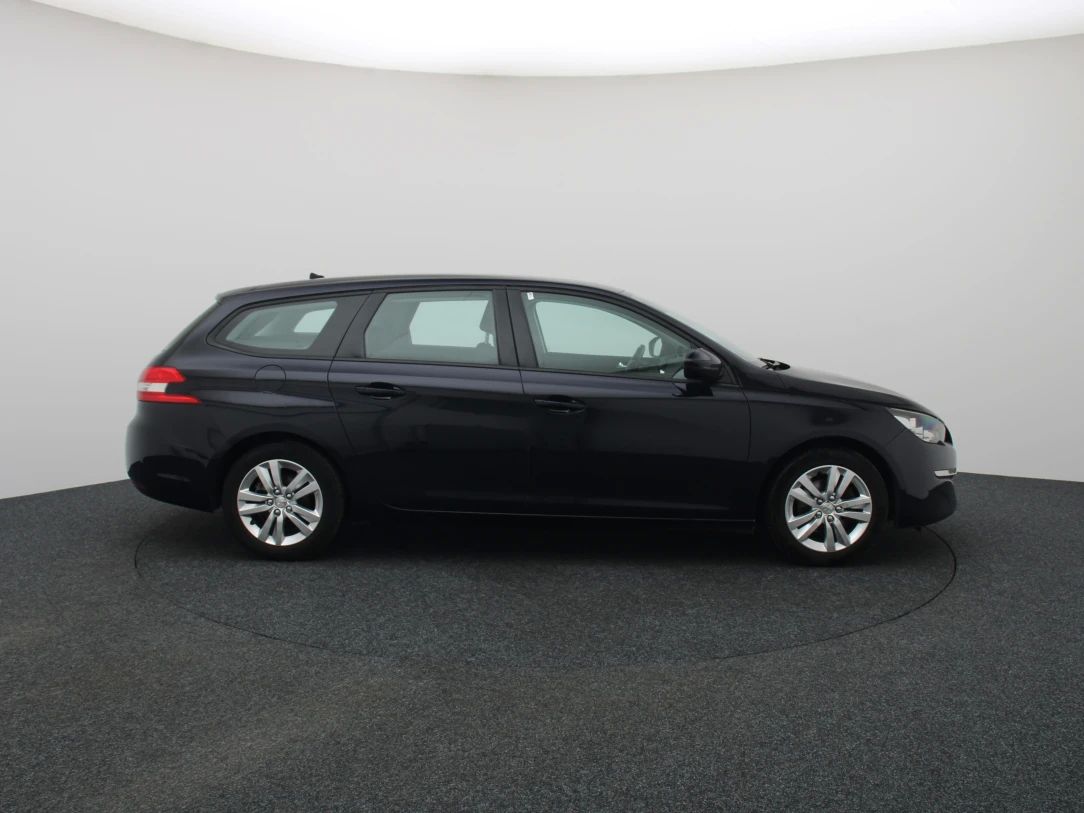 Peugeot 308 | 8
