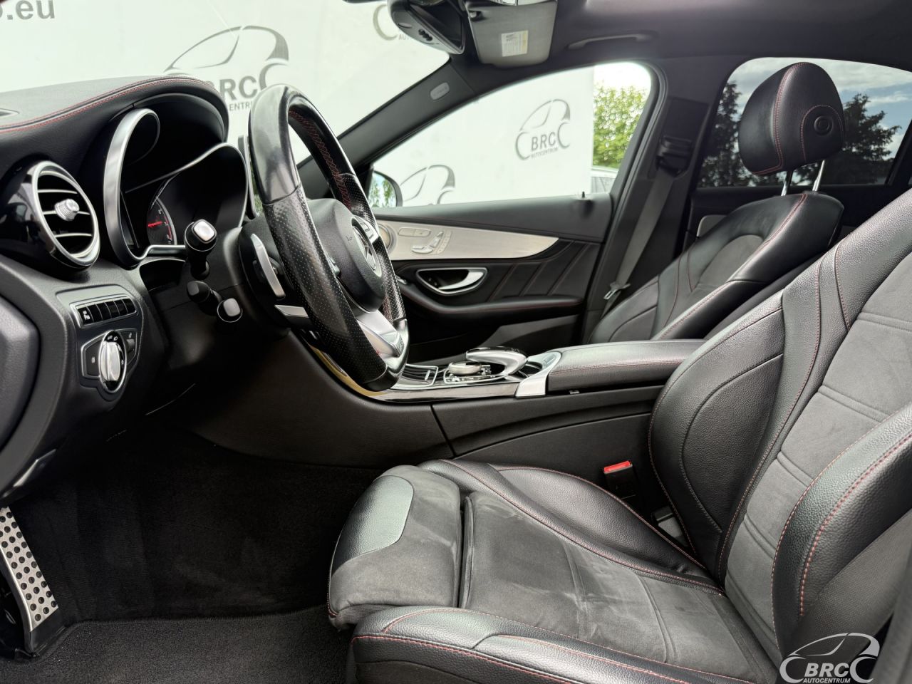 Mercedes-Benz C450 | 17