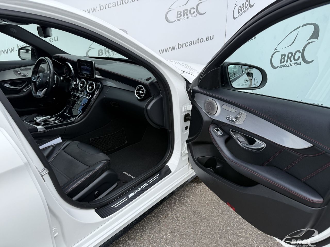 Mercedes-Benz C450 | 5