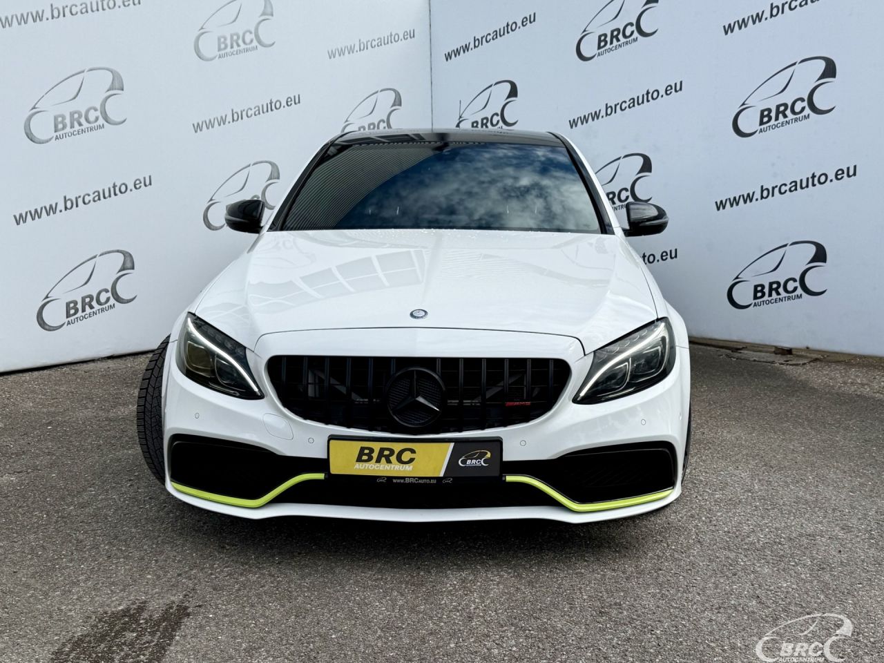 Mercedes-Benz C450 | 43