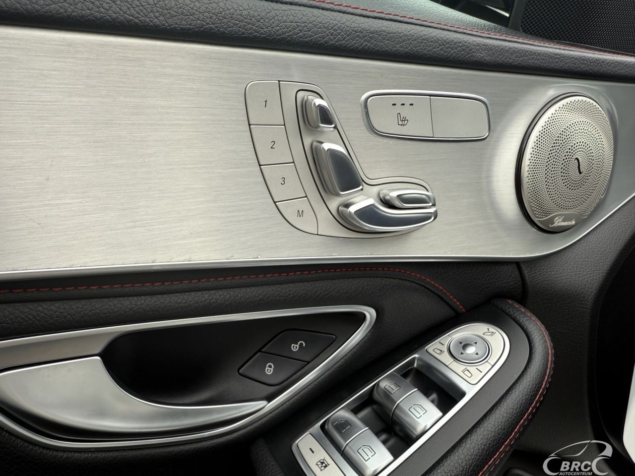 Mercedes-Benz C450 | 24