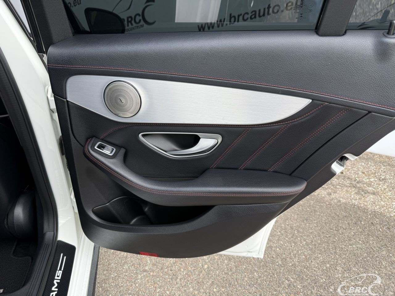 Mercedes-Benz C450 | 10
