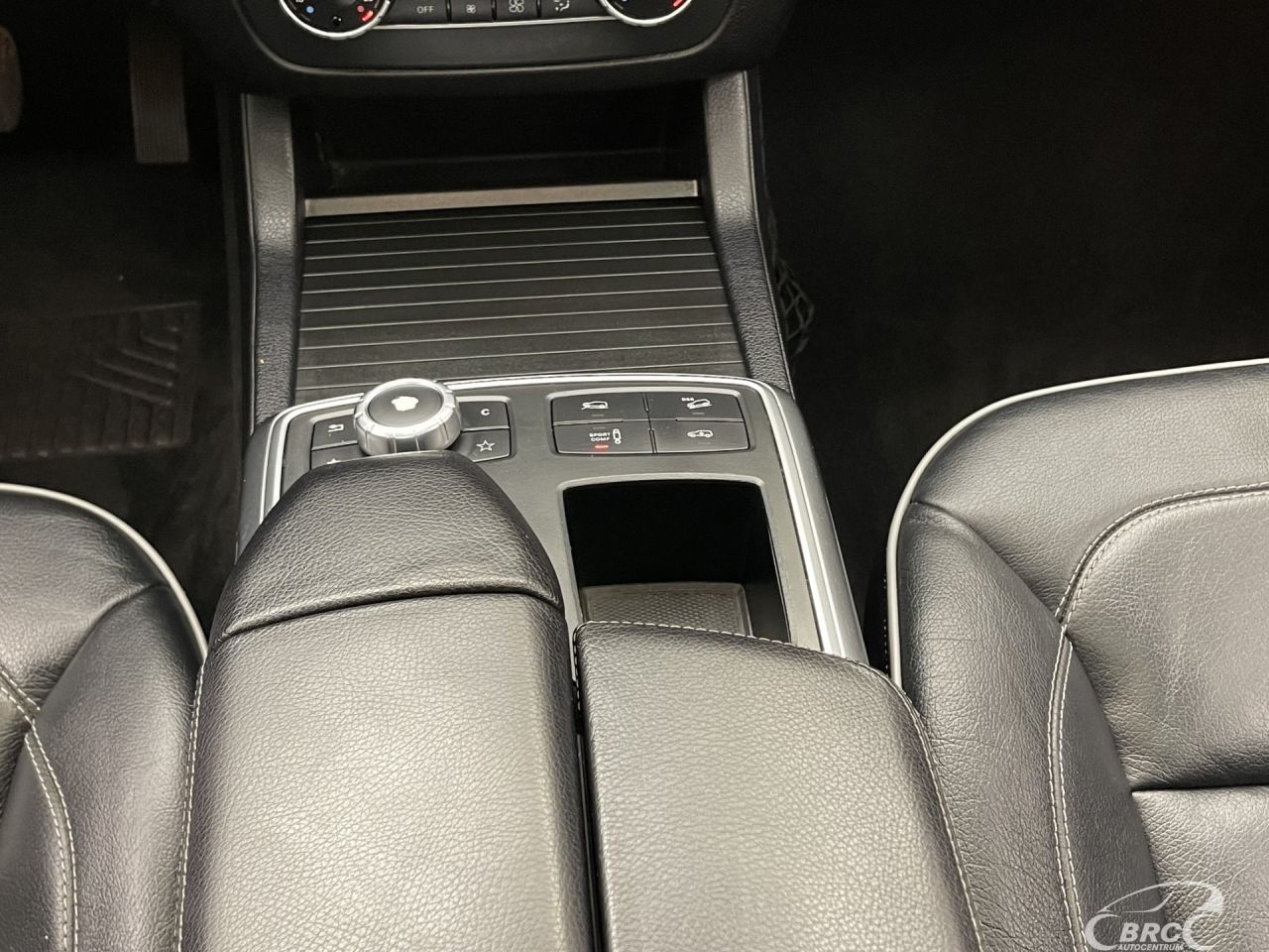 Mercedes-Benz ML350 | 17