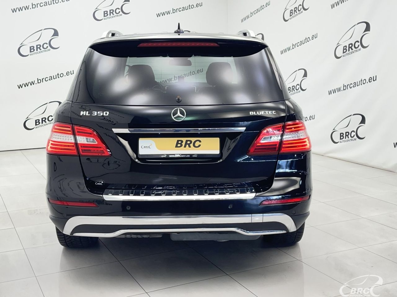 Mercedes-Benz ML350 | 45