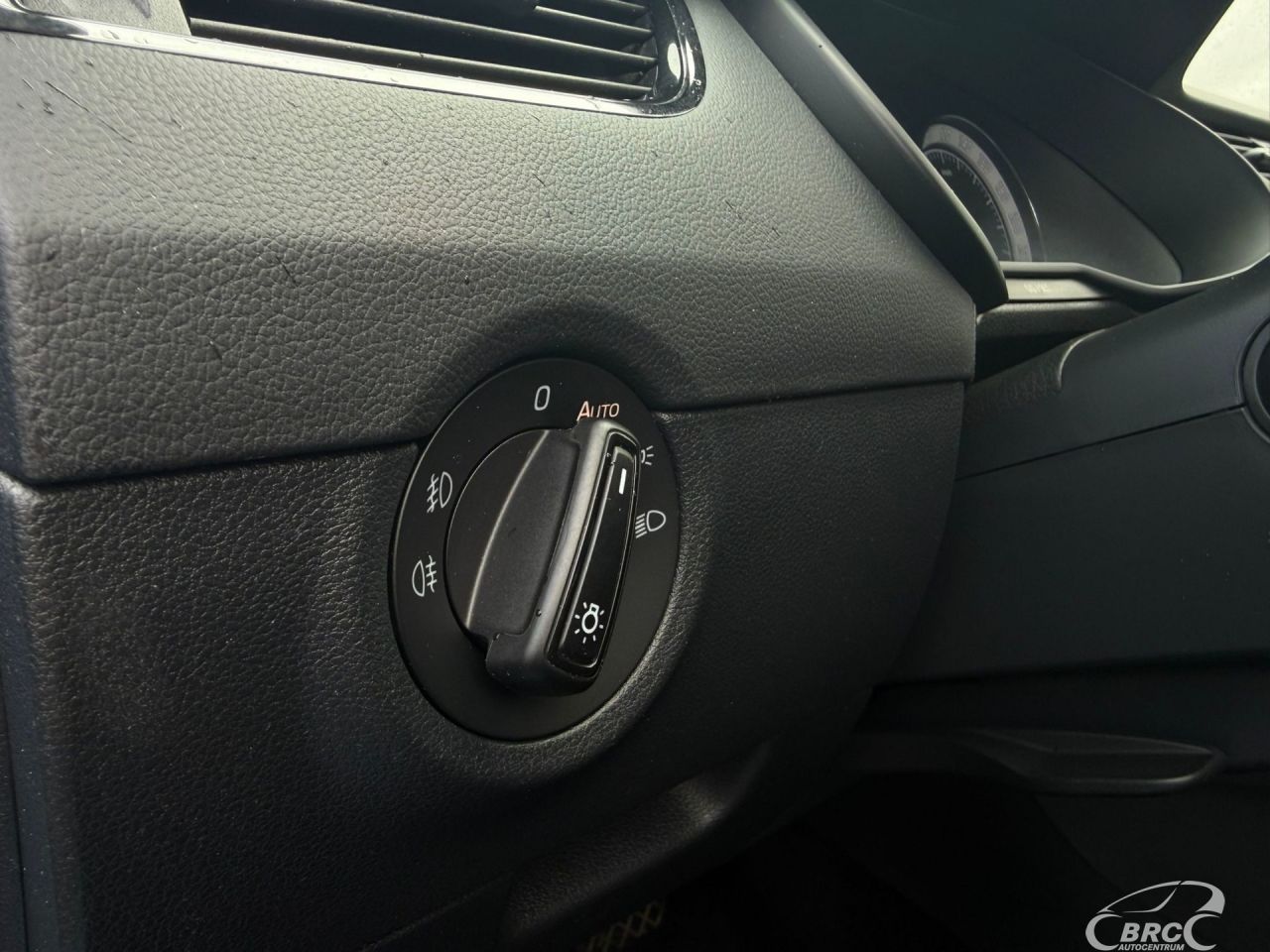 Skoda Octavia | 11