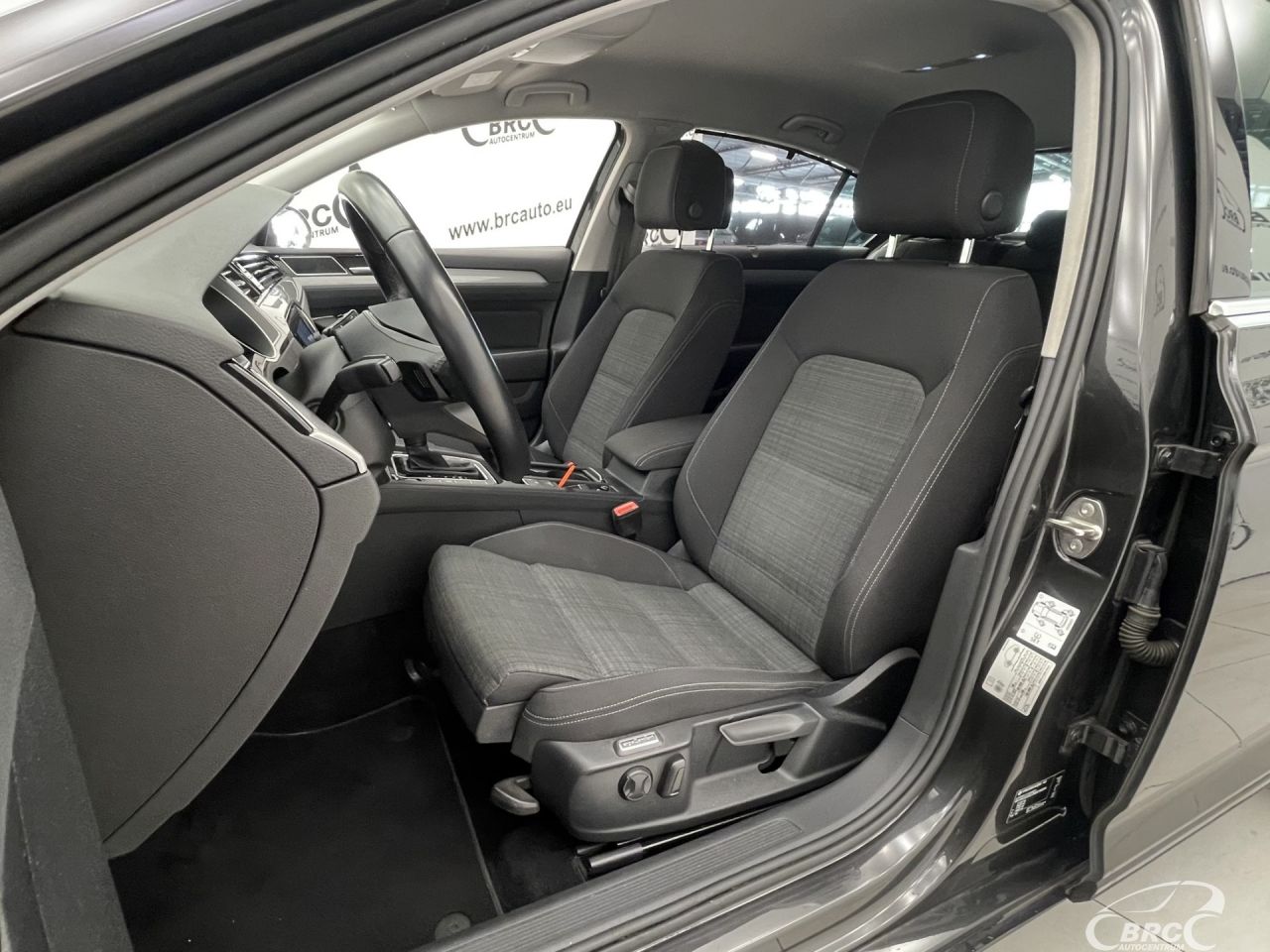 Volkswagen Passat | 22