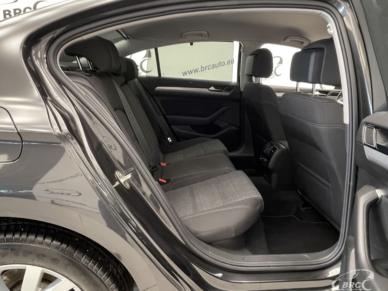 Volkswagen Passat | 8