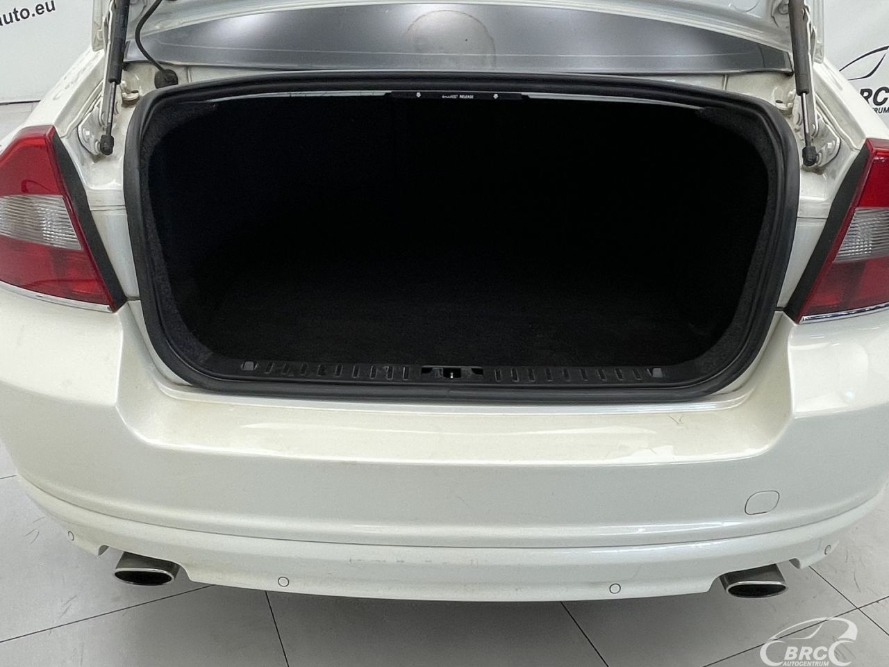 Volvo S80 | 36