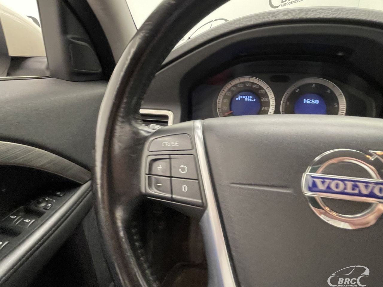 Volvo S80 | 27