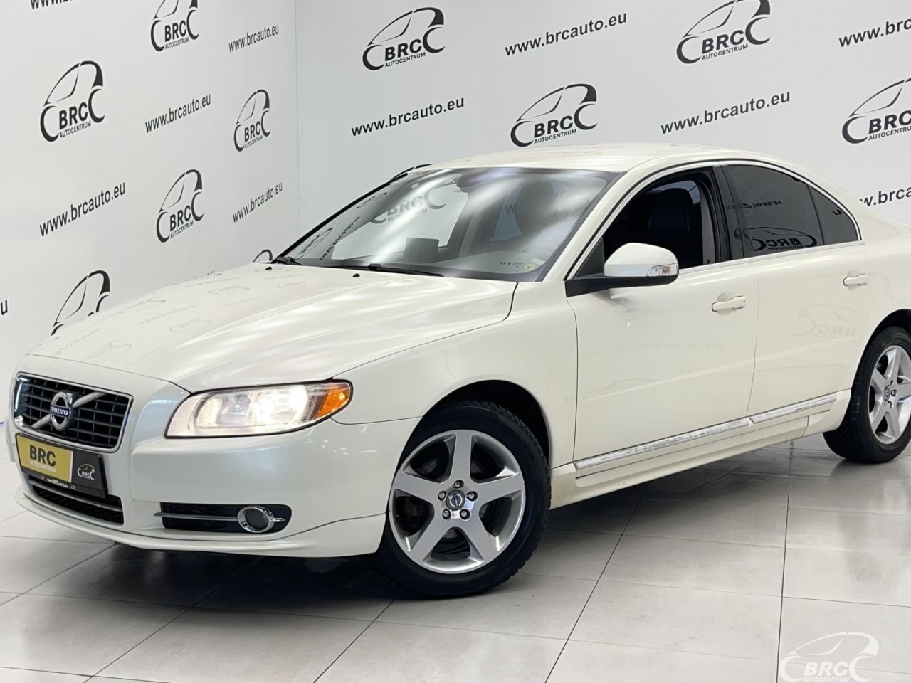 Volvo S80