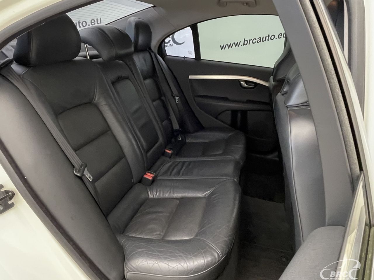 Volvo S80 | 10