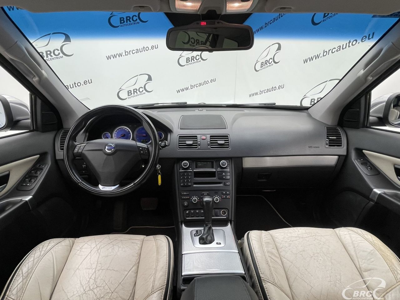 Volvo XC90 | 2