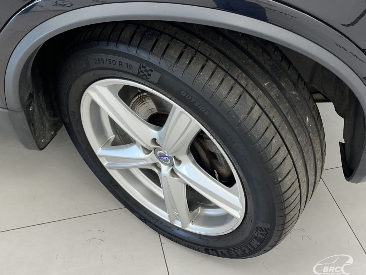 Volvo XC90 | 35