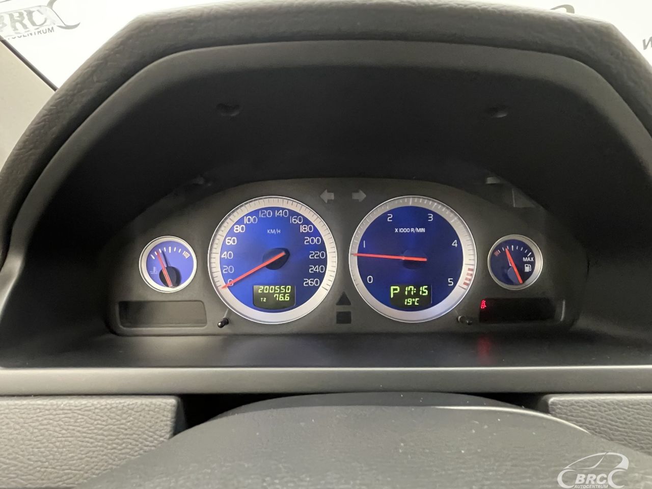 Volvo XC90 | 26
