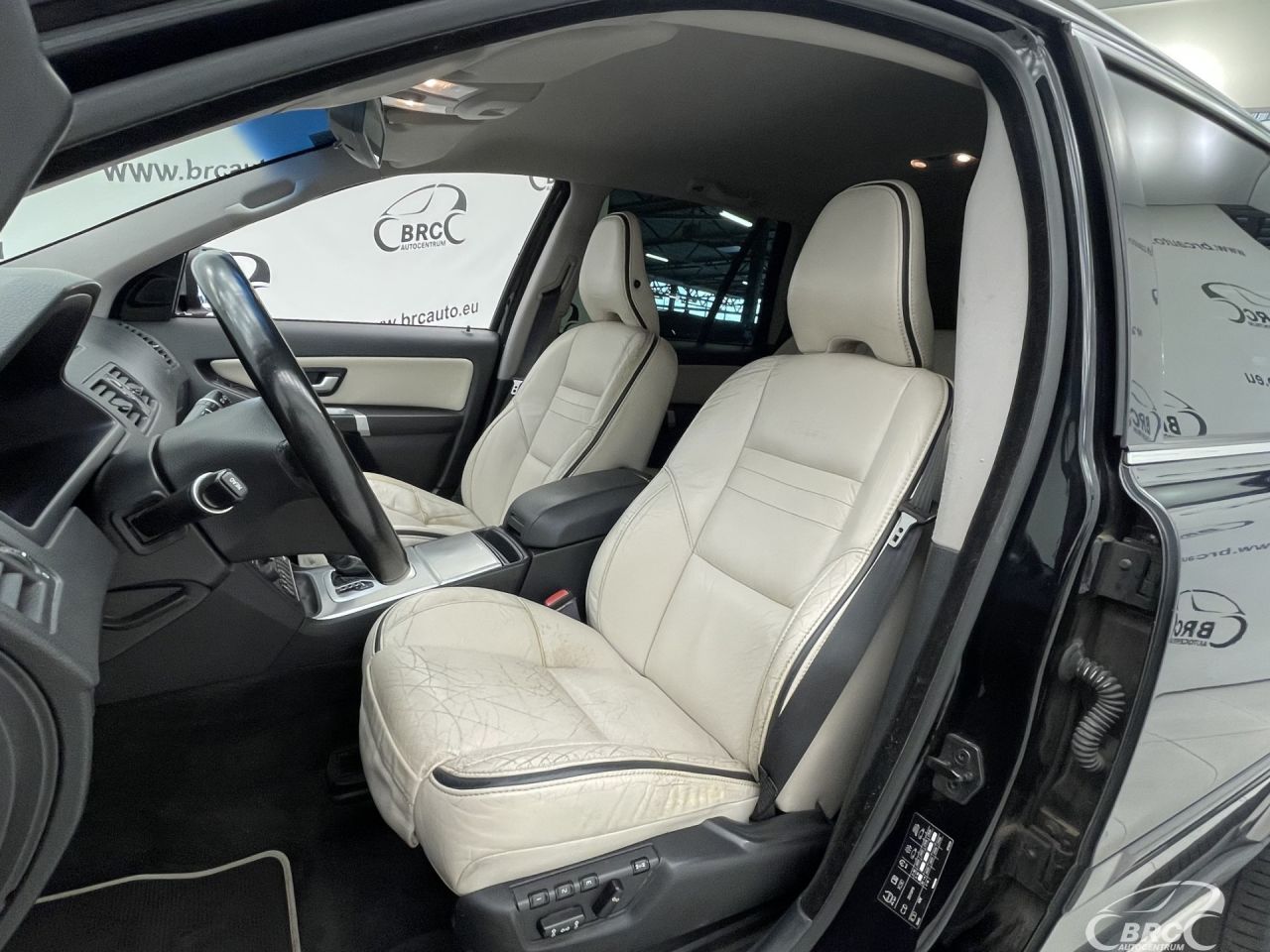Volvo XC90 | 19