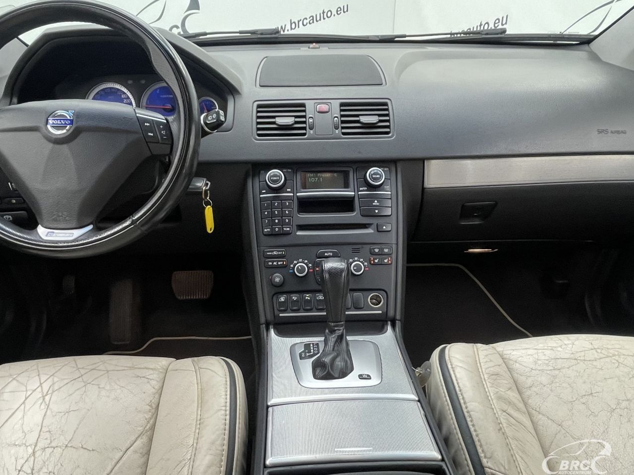Volvo XC90 | 12