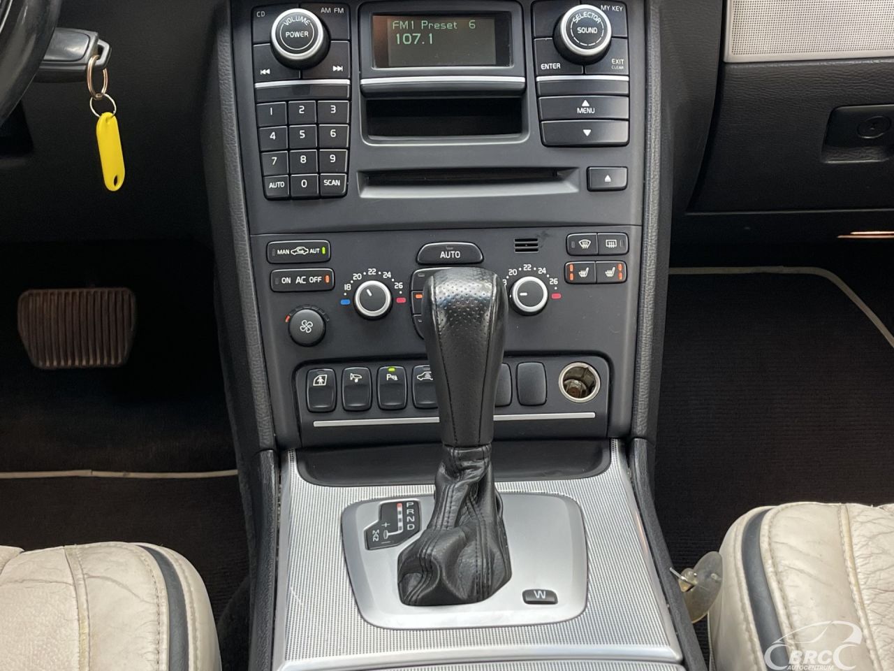 Volvo XC90 | 14