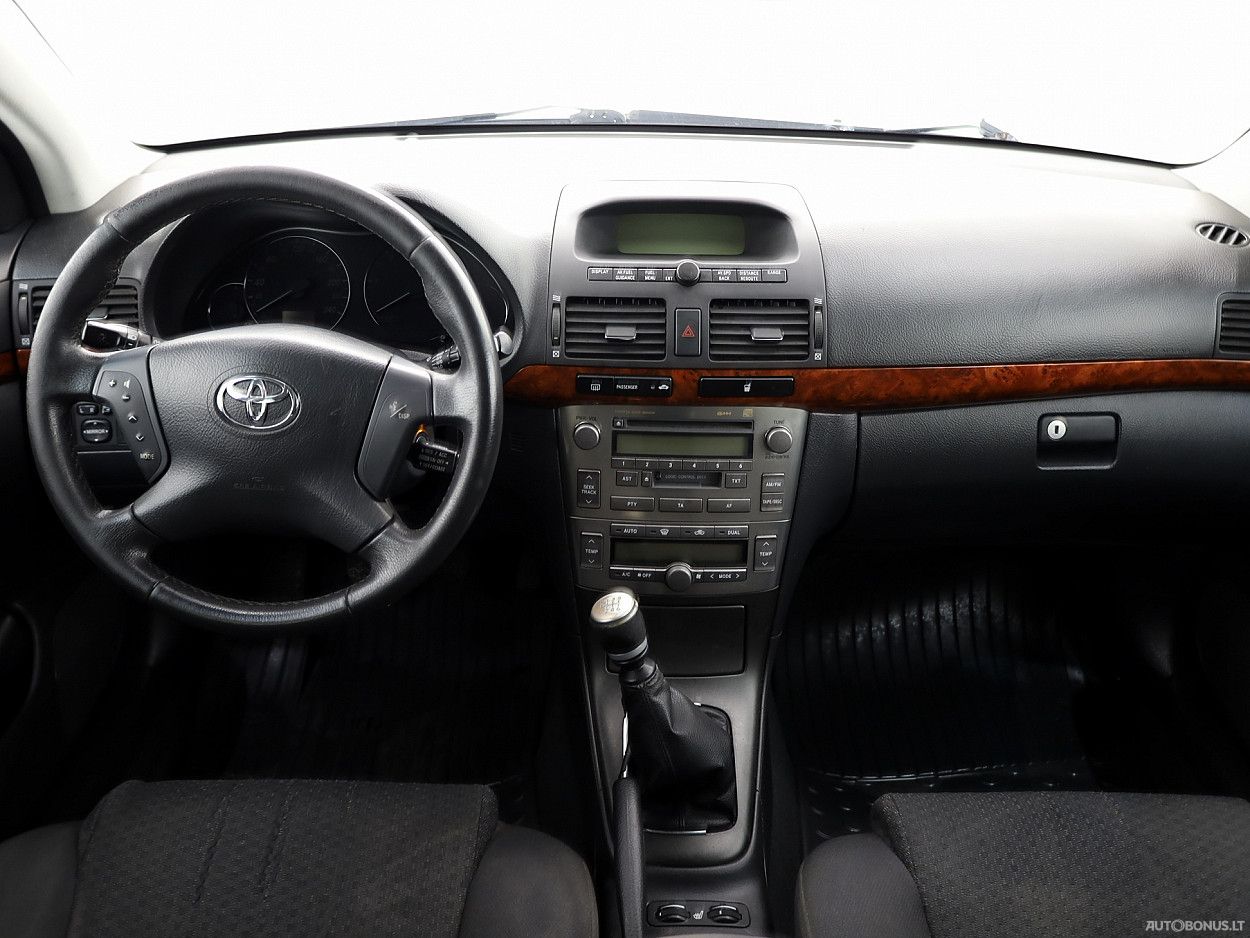 Toyota Avensis | 4