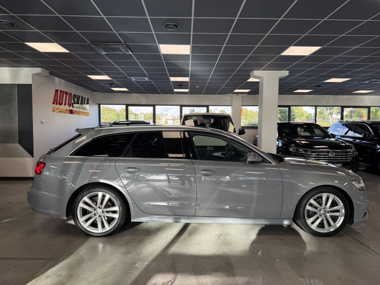 Audi A6 | 4